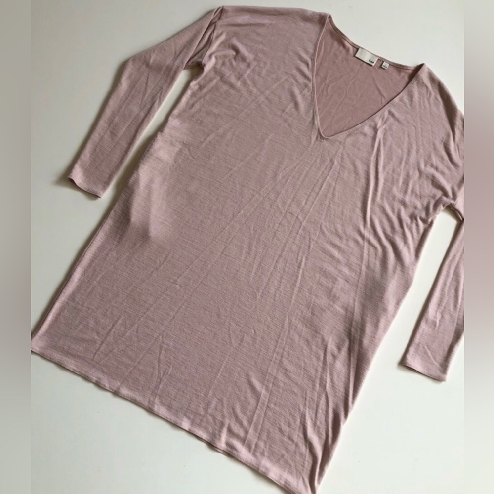 LEAVING SOON! Aritzia dress
